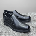 Black pebbled leather shoe
