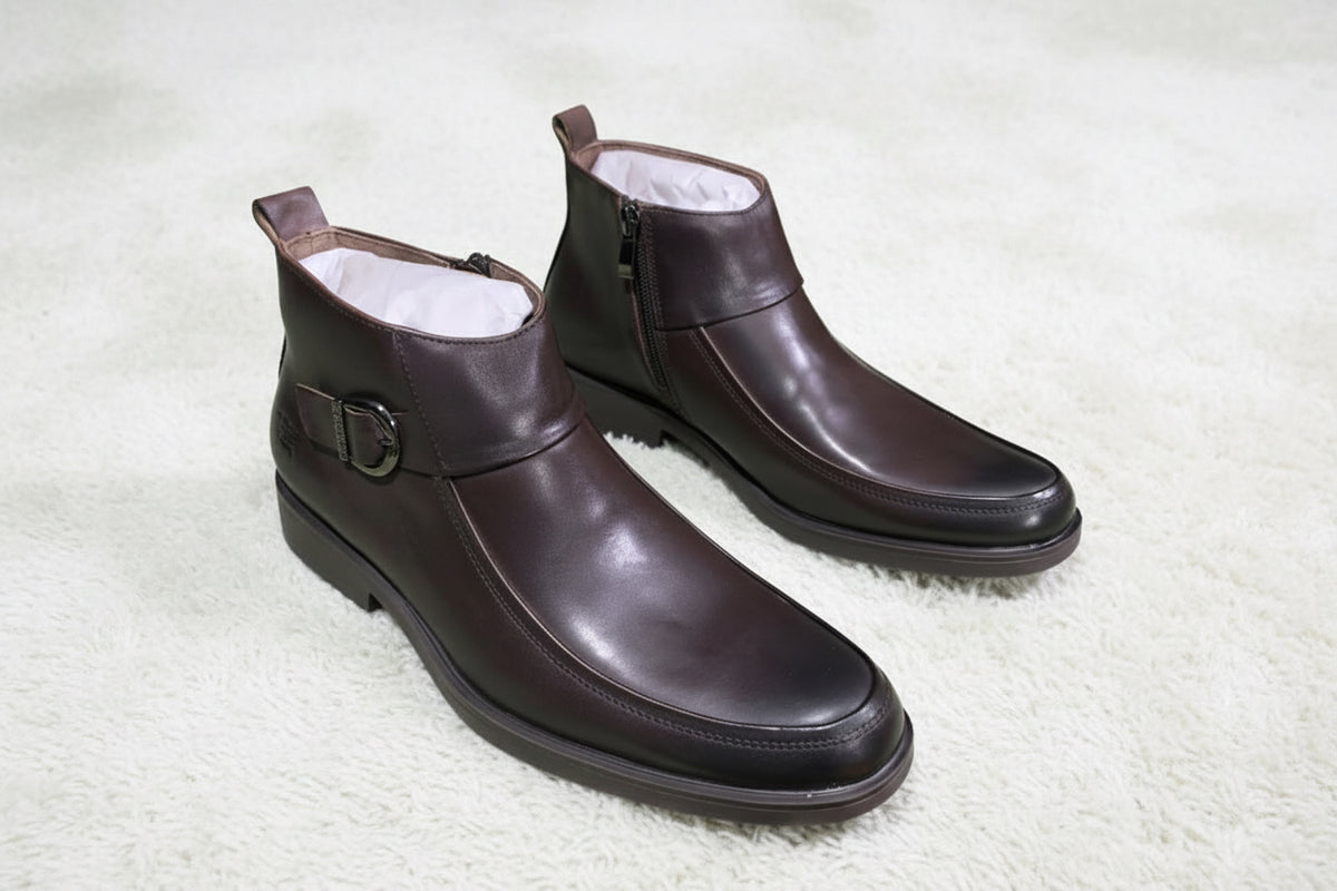 Leather men's ankle boots