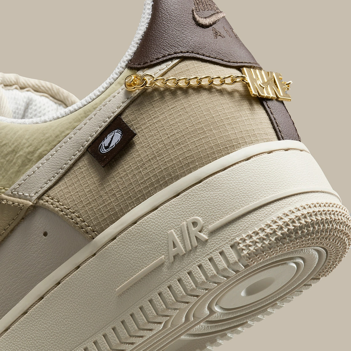 Nike Air Force 1 '07 LX "Tan Bling" sneakers